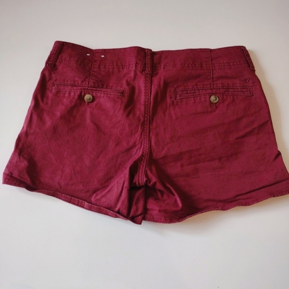 American Eagle Maroon Shortie Khaki Shorts 8 - Picture 2 of 4